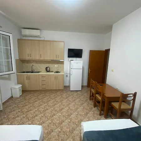 Hajdini Apartament *