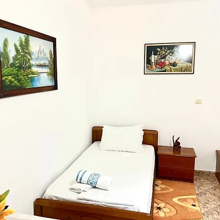 Hajdini Apartament Sarande