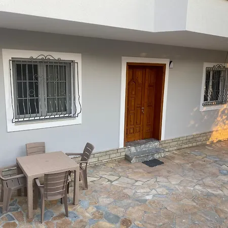 Hajdini Apartament Apartment *